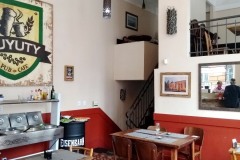 Interior do então Pub e Café Tuyuty em 2019. Foto: Ana Luiza Koehler (04)