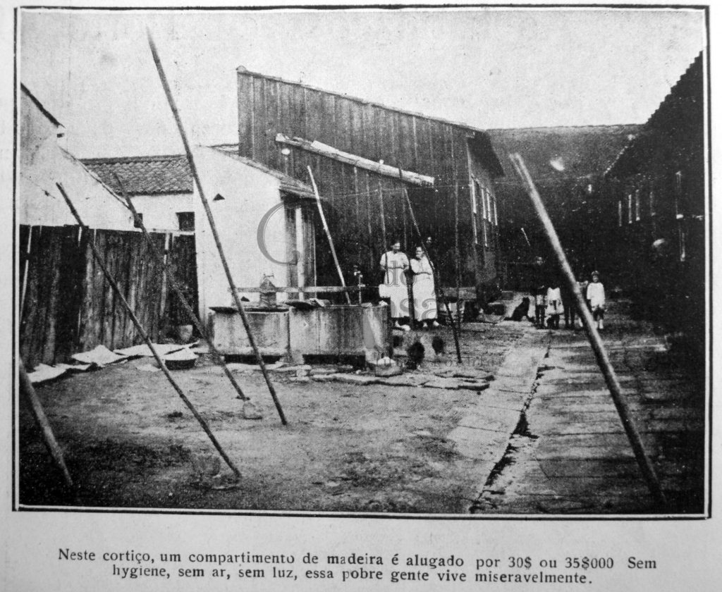 A Máscara 21 ago 1920 - As habitações em Porto Alegre - detalhe 2: “Neste cortiço, um compartimento de madeira é alugado por 30$ ou 35$000 Sem hygiene, sem ar, sem luz, essa pobre gente vive miseravelmente.”
