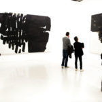 Exposição de Pierre Soulages no Centro Pompidou